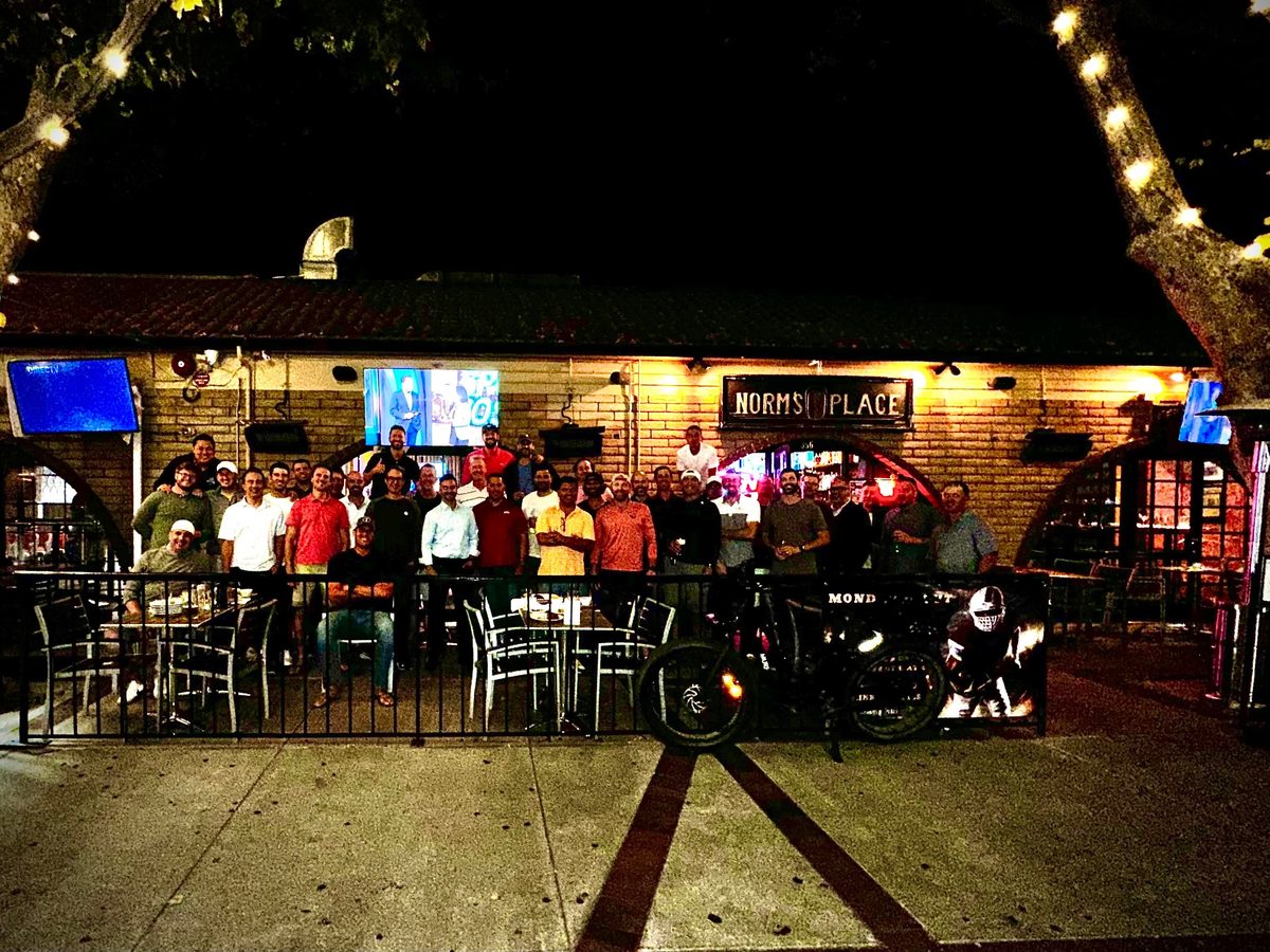 Bulldog Dads group photo at Norms Place for a night out